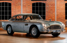 Aston Martin DB5 - réplica 007