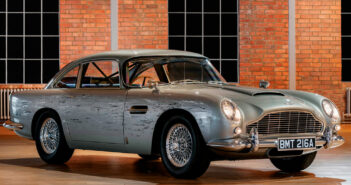 Aston Martin DB5 - réplica 007