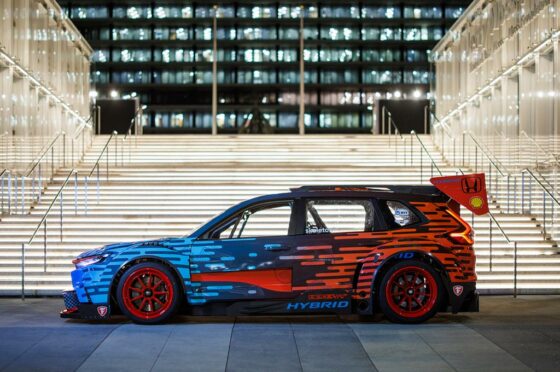 Honda CR-V Hybrid Racer