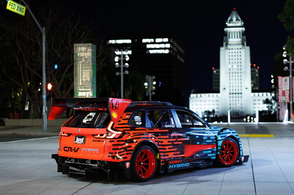 Honda CR-V Hybrid Racer