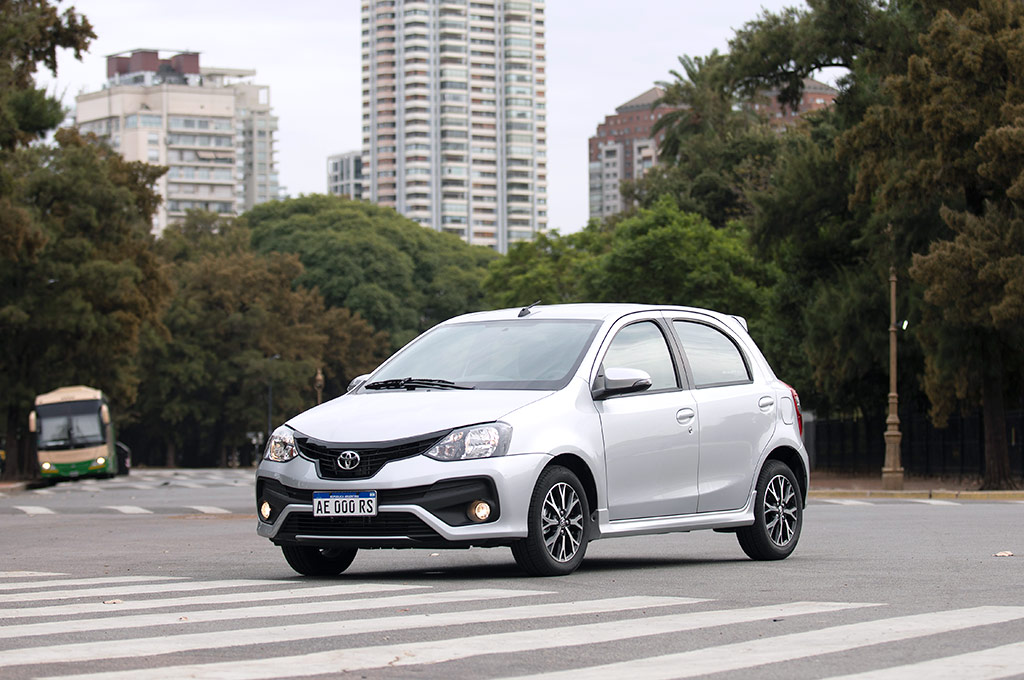 Totoya Etios 2022