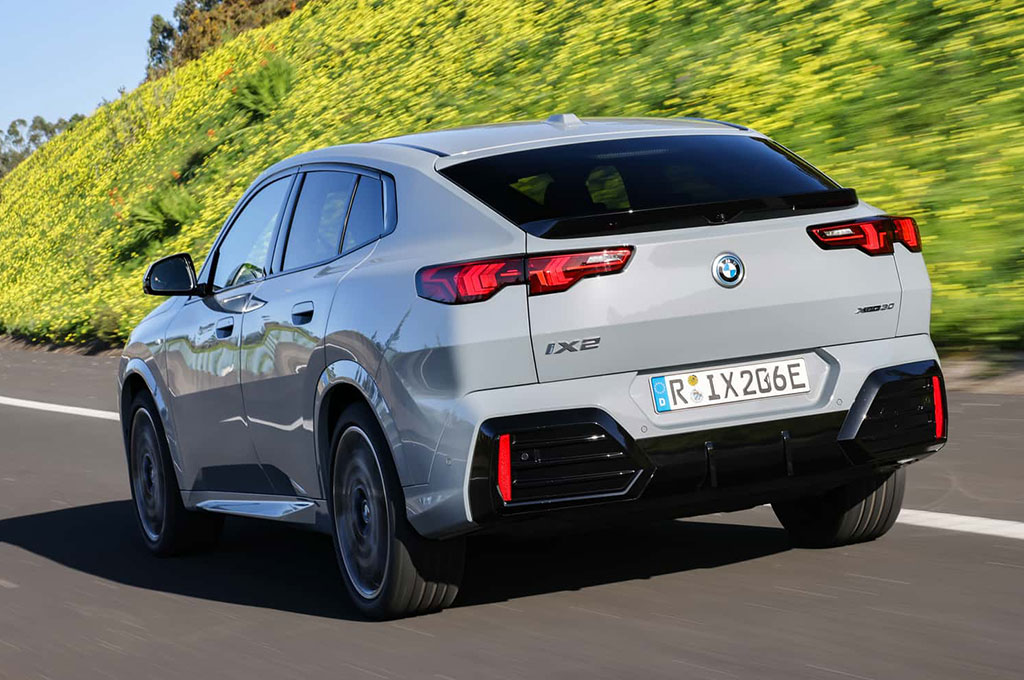 BMW iX2