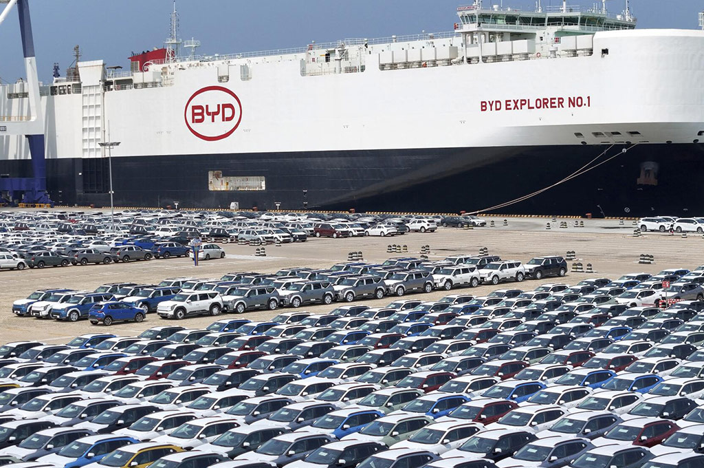 BYD Barco Explorer 1