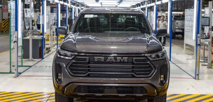 Ya se puede reservar la RAM Dakota