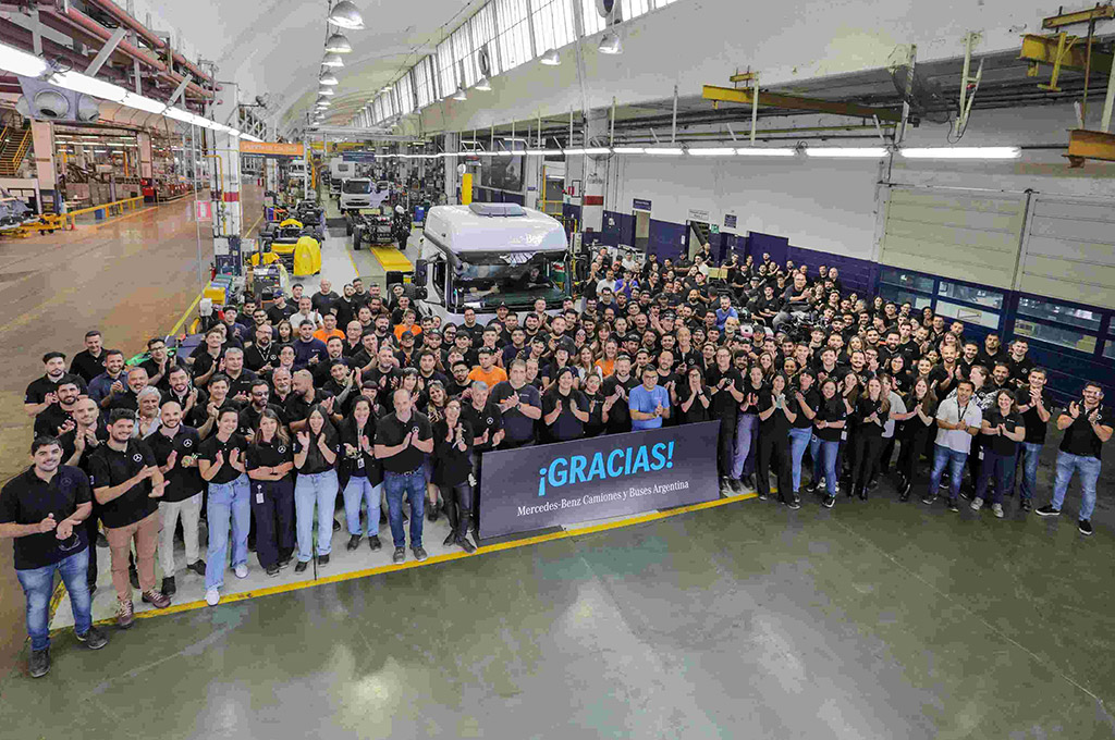 Mercedes Benz - Virrey del Pino