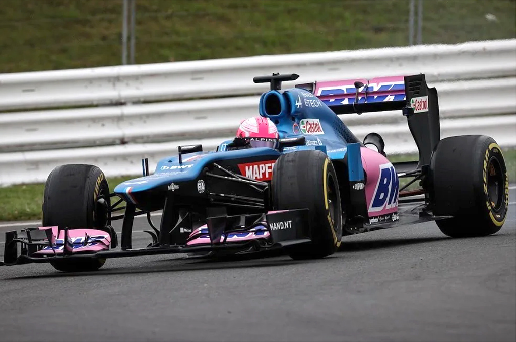 Lotus E20 V8 con el livery Alpine