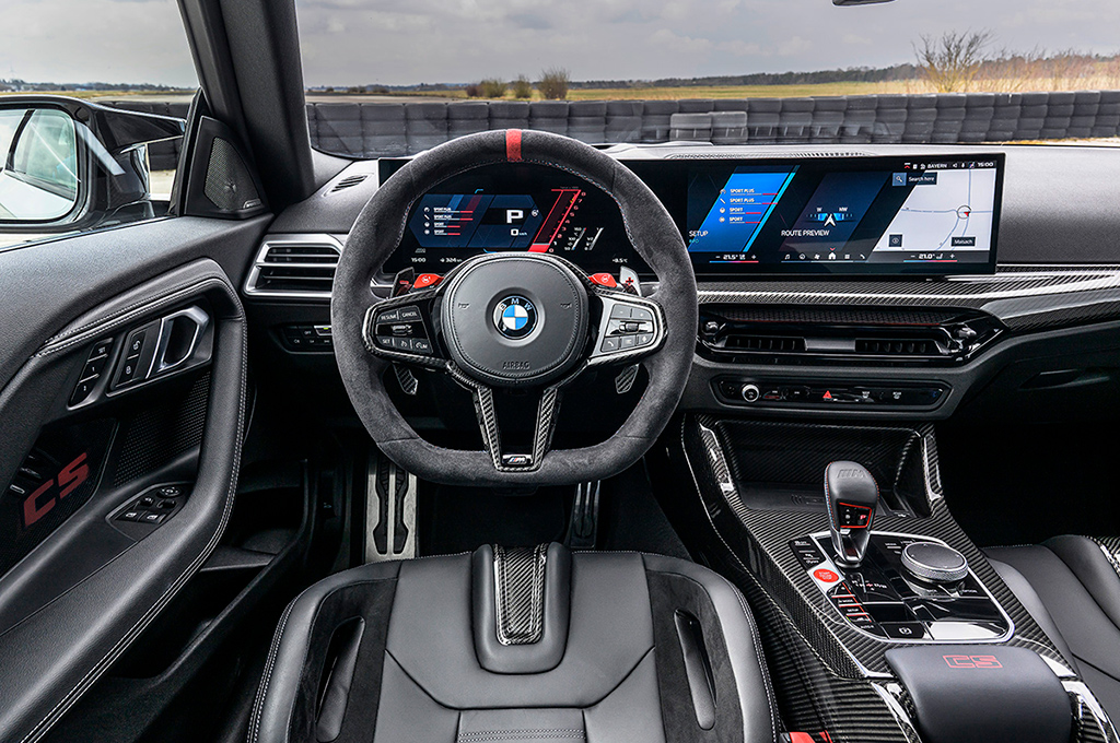 BMW M2 CS