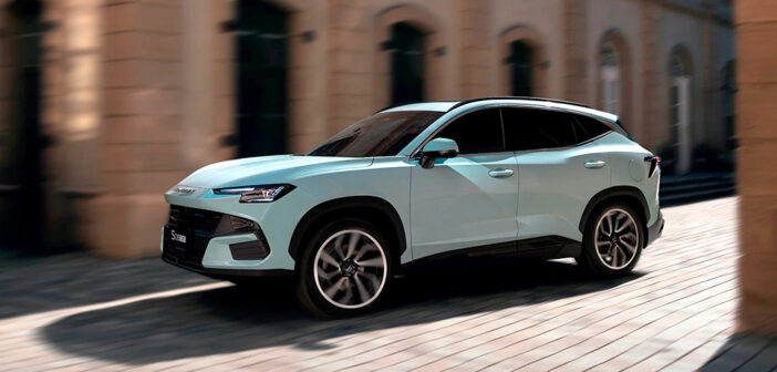 Argentina: se lanzó la marca Soueast con el modelo S06 a u$s 30.900
